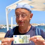 Mi sa che questa mania dei 5euro la sto diffondendo troppo. Ormai sono Felice 5euro anche fuori i confini campani.